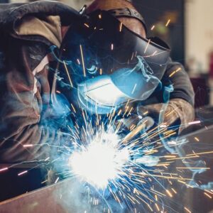 Jasa Tukang Las Panggilan Green Lake Natural Living Surabaya – Ahli Kanopi, Pagar, dan Tralis 24 Jam